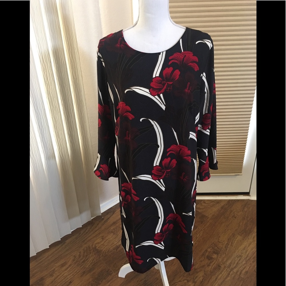 Ann Taylor factory black and red floral dress